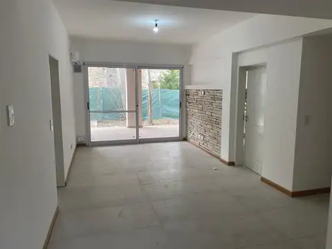 Departamento EN ALQUILER, 3 ambientes a nuevo, en Main Park. Canning, Ezeiza.