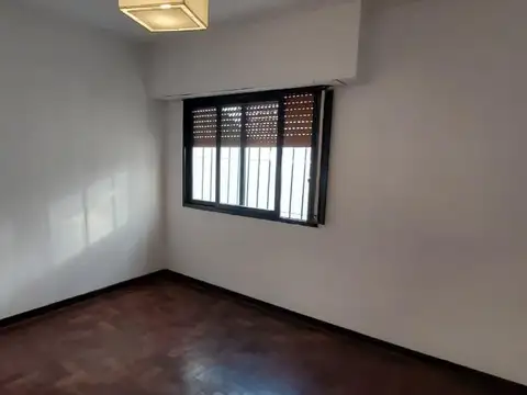 Depto Tipo Casa en Alquiler en La Plata, $ 430.000