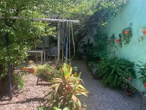 Beguerestain 736 , Piso P.B.