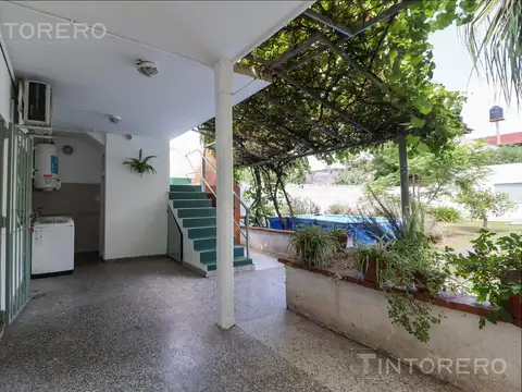 Venta Casa 3 Amb Con Jardin, Terraza, Cochera Apto Credito