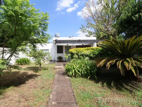 Venta Casa 3 Amb Con Jardin, Terraza, Cochera Apto Credito