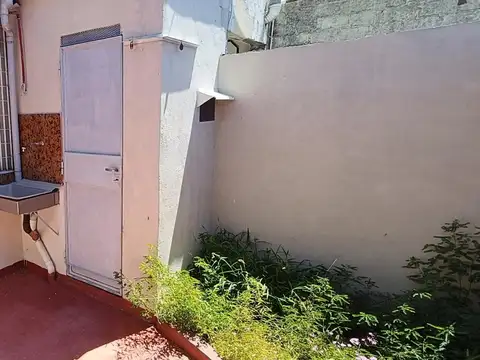 Depto Tipo Casa en Alquiler de 2 dormitorios