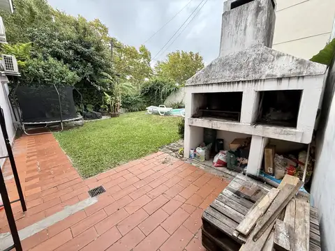 Casa 5 ambientes con 3 baños