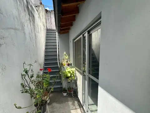 Venta En Block Ph - Quincho Con Pileta - La Tablada