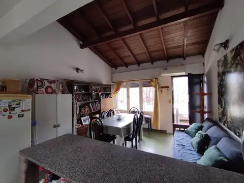 VENTA CASA CON LOCAL SAN ISIDRO