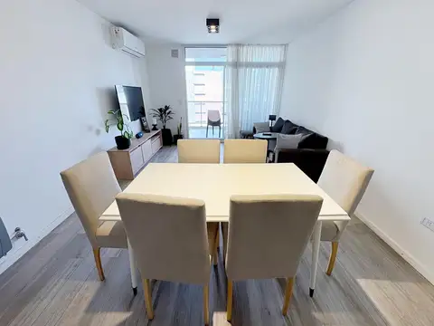 Departamento en Venta 2 dormitorios 2 Baños Frente c/Balcon a 50m de Bv Oroño Quincho