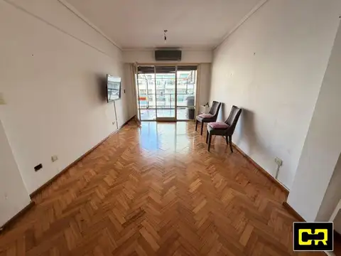 Impecable Departamento de 2 Ambientes con balcon terraza.