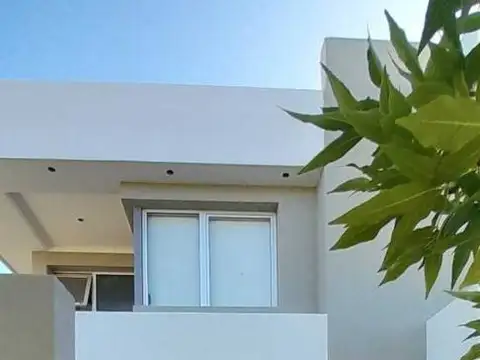 Casa en Venta 1 año