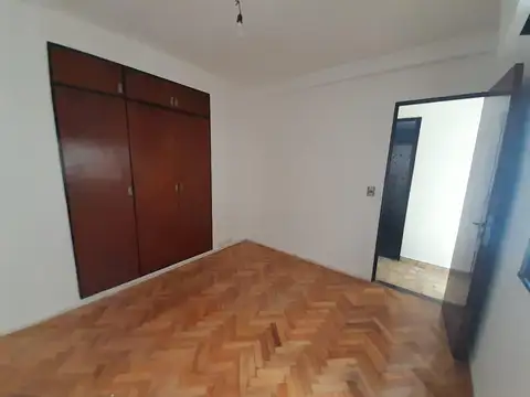 Departamento en Monte Castro