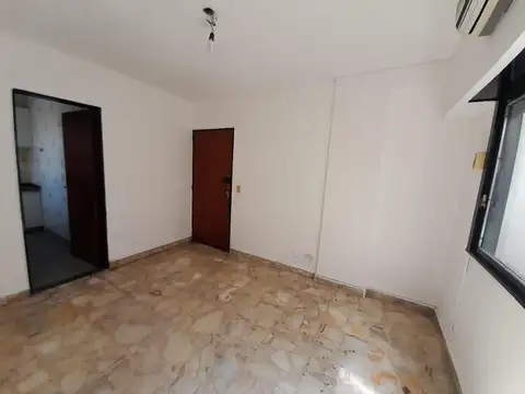 Alvarez Jonte  al 4000