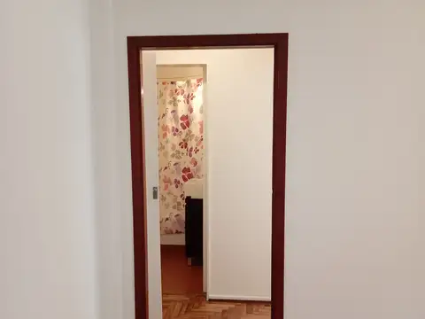 Av. Martín García 500 PB 2 ambientes con patio