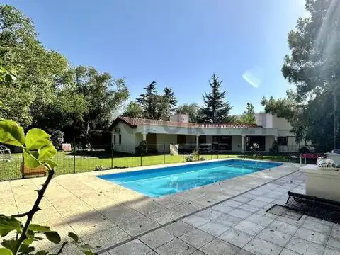 Casa en Venta en Chacras de Coria, USD 329.000