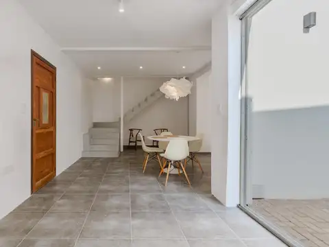 Depto Tipo Casa en Venta de 3 ambientes