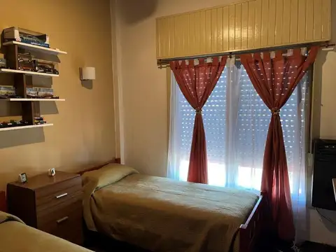 Depto Tipo Casa 3 ambientes con 2 baños