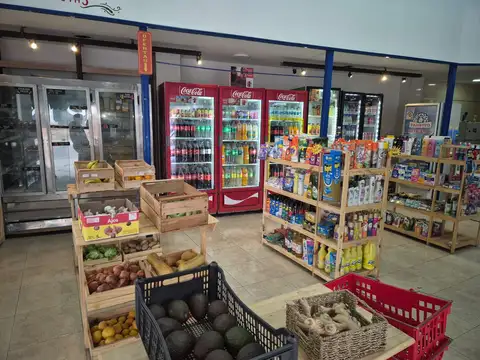 REMAX VENDIMIA VENDE FONDO DE COMERCIO. LUZURIAGA