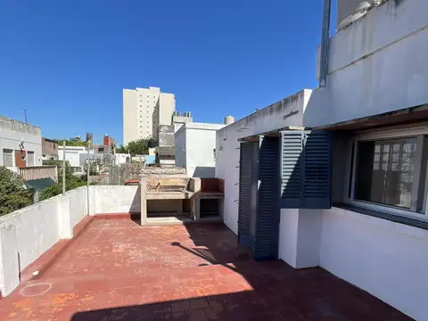 Casa en Alquiler en Republica De La Sexta, $ 790.000