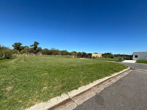 Terreno en Venta en San Sebastián, USD 10.500
