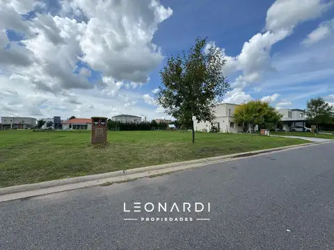 Terreno en Venta en Haras Santa Maria, USD 70.000
