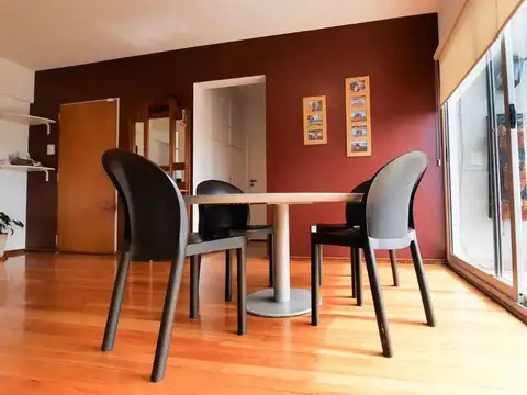 Departamento 4 ambientes con 2 baños