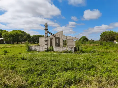 LOTE con construcción EN VENTA en Paraje Pavón