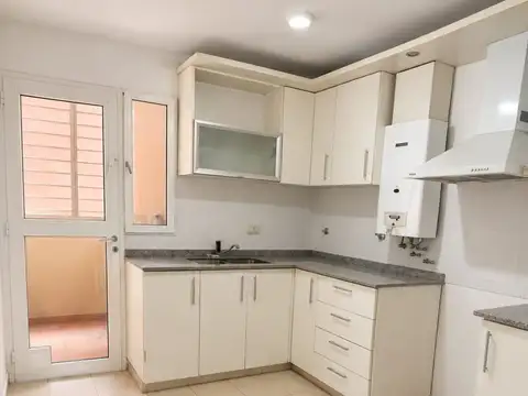 Departamento 5 ambientes con 1 baño