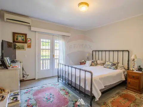 VENTA CASA 4 DORMITORIOS 3 BAÑOS GARAJE POCITOS