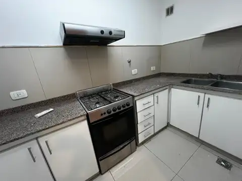 Departamento en Alquiler con 1 cocheras