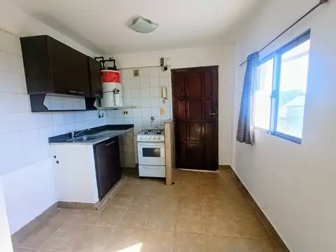 Depto Tipo Casa en Venta de 2 ambientes