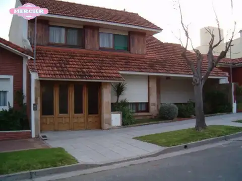 Casa en venta en Zona 1