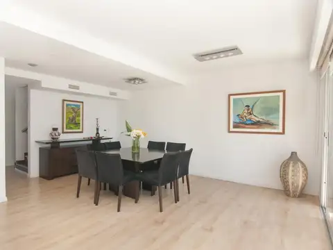 Departamento en Venta con 4 cocheras
