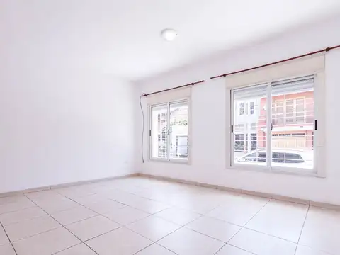 Depto Tipo Casa en Venta de 2 ambientes