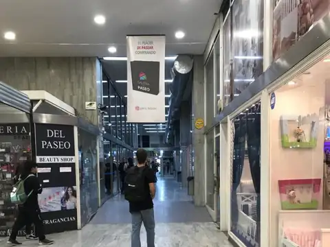 Casa - Venta - Argentina, Rosario - CORDOBA (Galeria el Paseo) 945