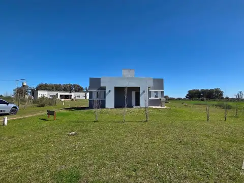 Colectora Autovía R14 (altura Km 158)