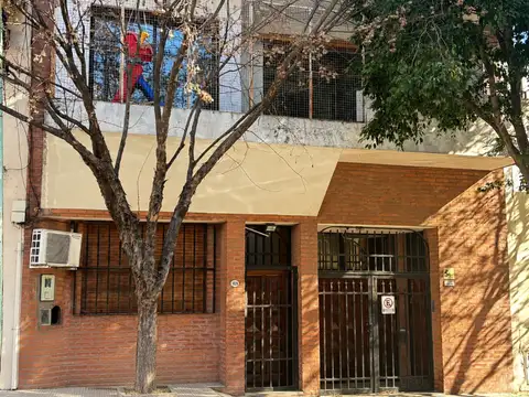 VENTA CONSULTORIOS ENT INDEP Y TERRAZA FLORES