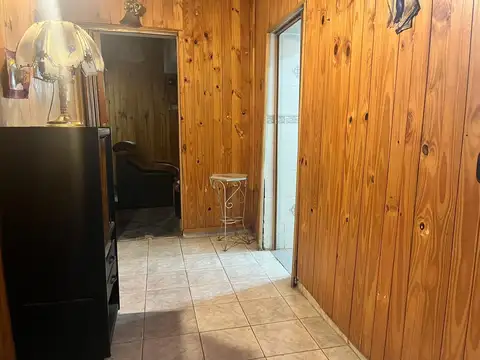 VENTA CASA 2 DORM, COCHERA Y LOCAL LAS HERAS
