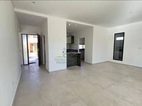 Casa en Venta en Springpark, USD 255.000