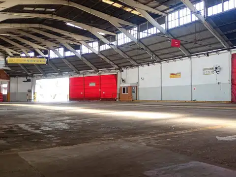 Nave industrial en Venta con salida a dos calles en Loma Hermosa -  Tres de Febrero