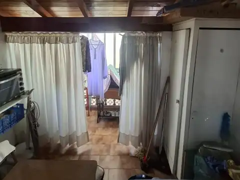PH 3 ambientes al frente con balcón terraza y cochera.