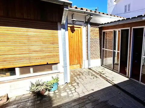 Depto Tipo Casa en Venta en Olivos, USD 179.000