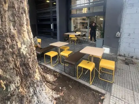 LOCAL CON RENTA 8% CAFETERIA GASTRONOMIA