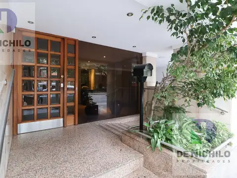 Avenida Caseros 700