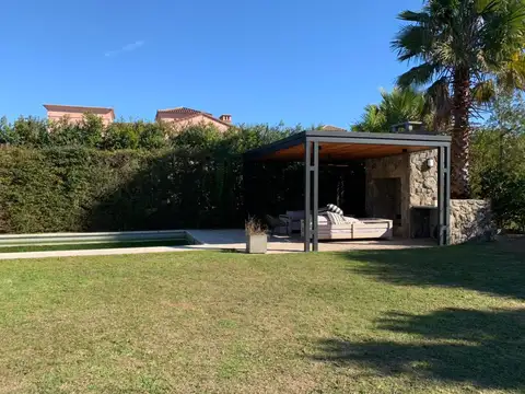 ALQUILER TEMPORAL BARRIO CERRADO LAGUNA DEL SOL, CASA 4 DORMITORIOS CON PILETA