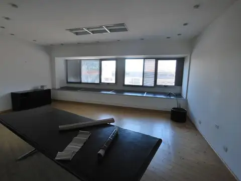 Av. del Libertador 14700