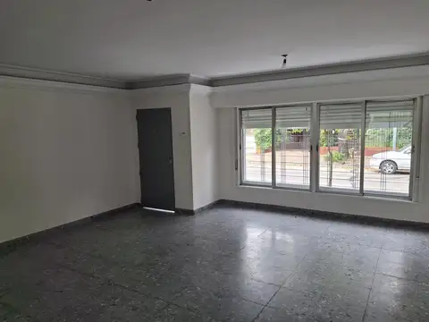 Casa en Alquiler 50 años