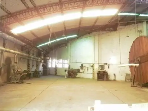 Galpón | LUCERO al 300