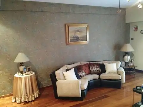 Departamento en Venta de 4 dormitorios