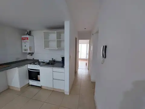 Departamento en Alquiler en Luis Agote, $ 460.000