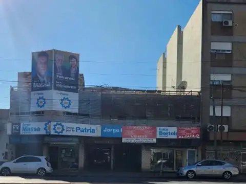 Avenida Mitre 1800