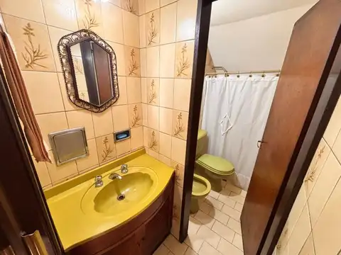 Depto Tipo Casa 4 ambientes con 3 baños