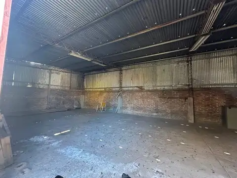 Galpon en Venta en Arguello, USD 500.000